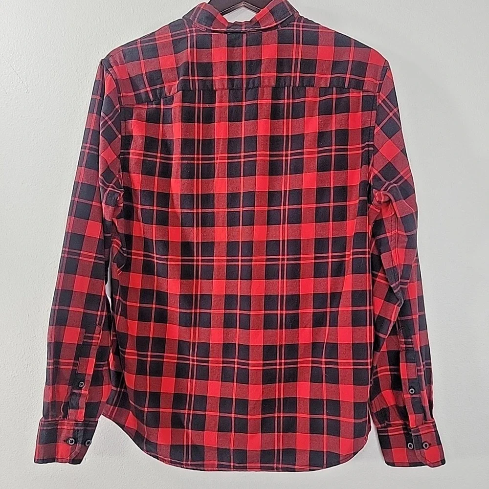 Banana Republic Luxe Flannel Shirt Men’s Medium Red Black Plaid 100% Cotton‎